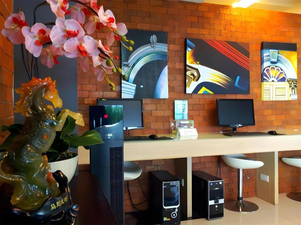 Chinotel Phuket Εξωτερικό φωτογραφία