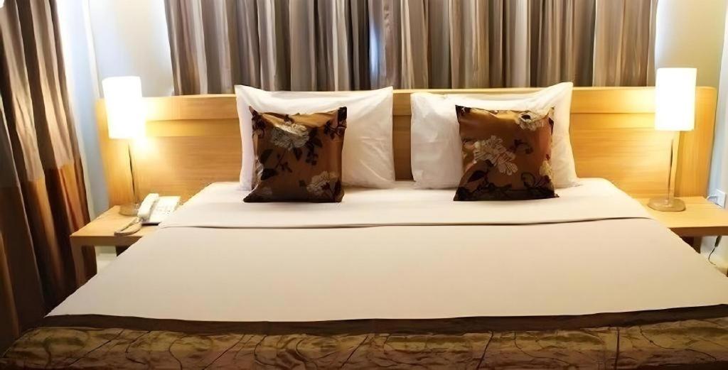 Chinotel Phuket Εξωτερικό φωτογραφία