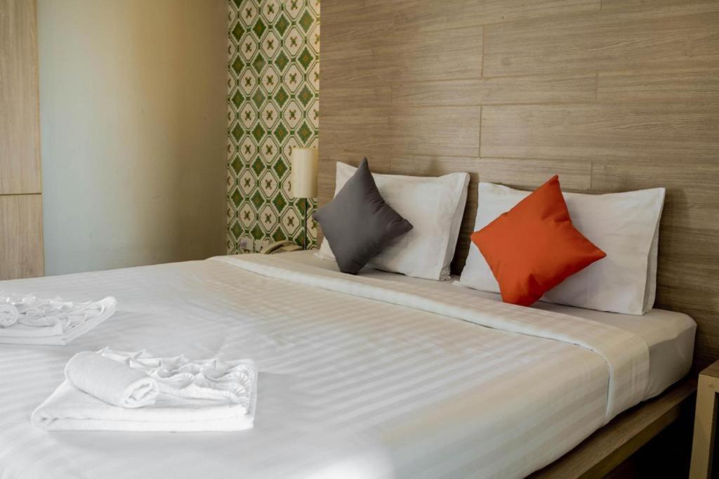 Chinotel Phuket Εξωτερικό φωτογραφία